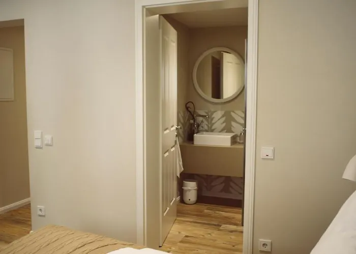 Landers Apartament *